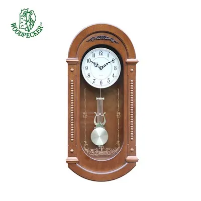 هل يوجد ساعات حائط كوارتز مع جهاز تحكم عن بعد؟